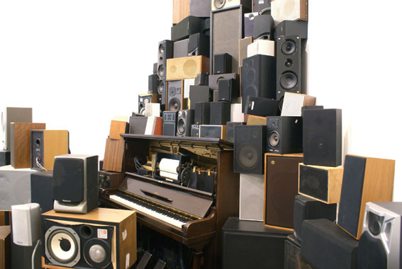 Pianola buried in speakers